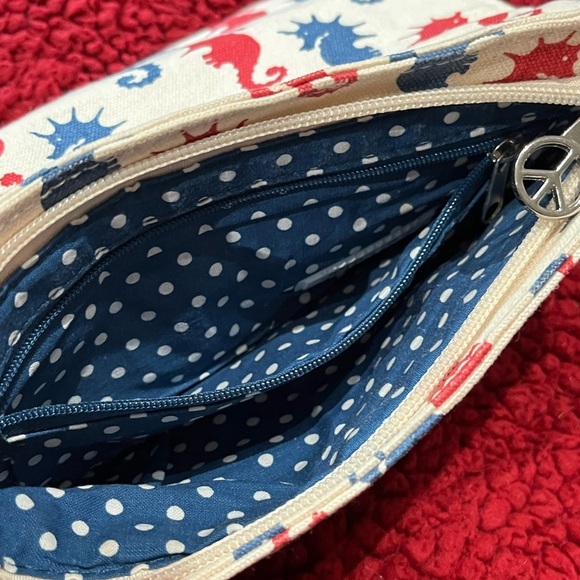 Rare BUNGALOW 360 Seahorse Print Canvas Wristlet Clutch Natural/Beige Red Blue - Picture 7 of 10